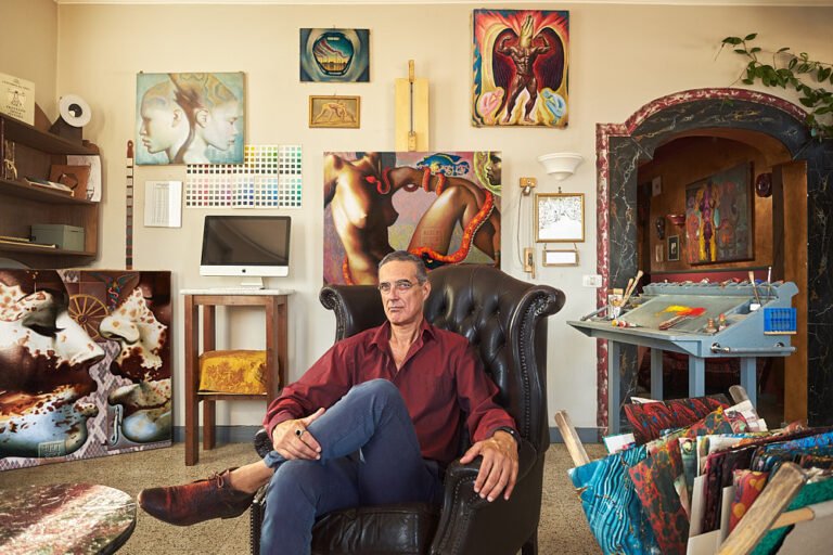 Opera di un artista fotografata per catalogo